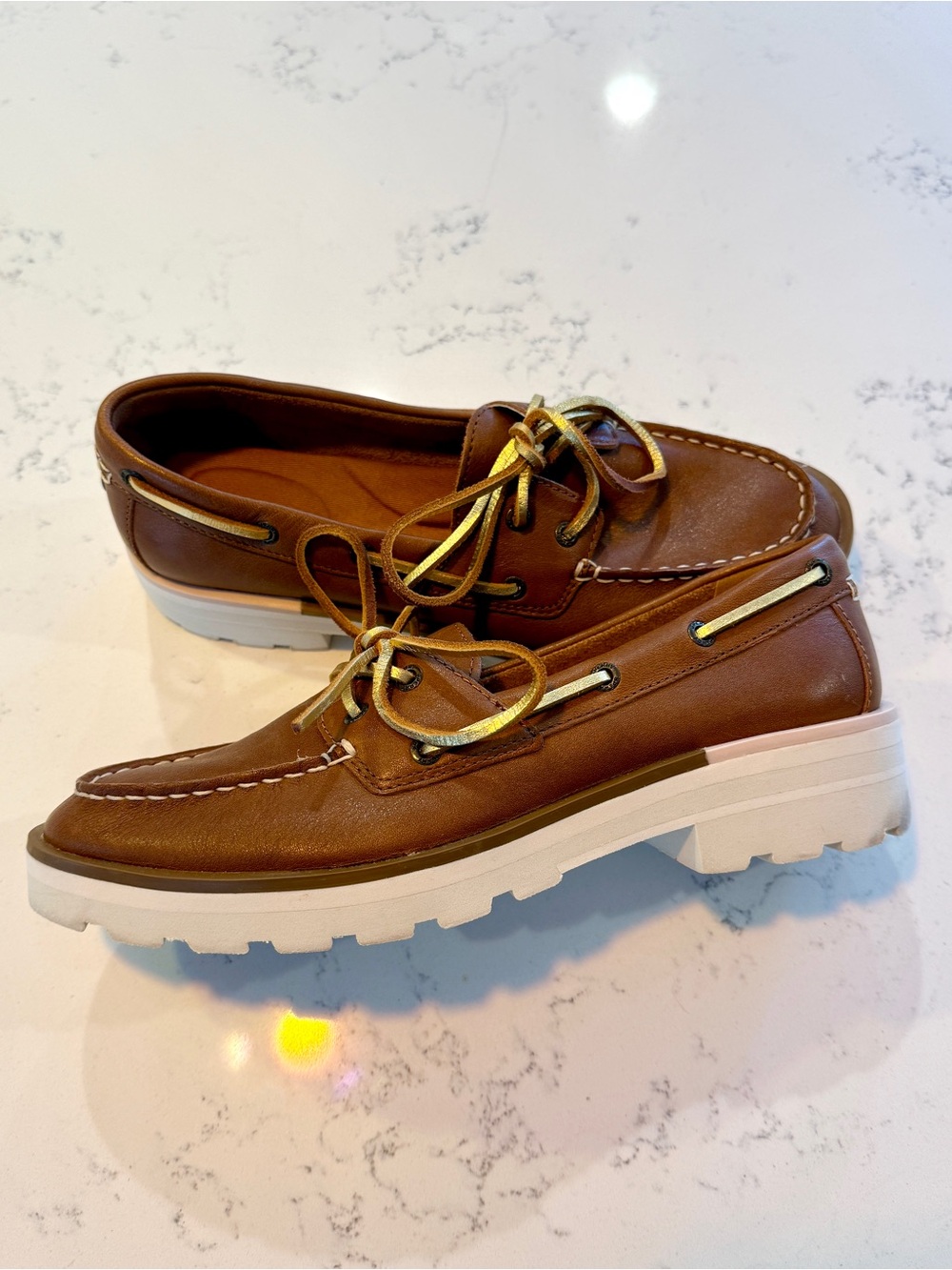Sperry 8.5 Brown Leather Boat Loafers with White Lug Sole